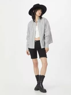 Hailys Jeans Shorts Slimfit Shorts Jenny Frauen Schwarz -Günstiger Hailys-Shop dec7efd0b82429eeb8b3448530d316cb